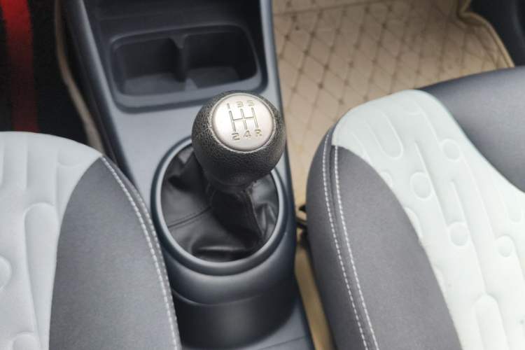 Used Suzuki Alto 2016 1.0L Manual Luxury Xuan Dong Edition Gear Lever