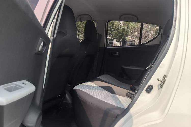 Used Suzuki Alto 2016 1.0L Automatic Deluxe Xuan Dong Edition Interior 3
