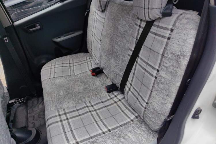 Used Suzuki Alto 2016 1.0L Automatic Deluxe Xuan Dong Edition Left Rear Seat