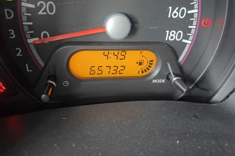Used Suzuki Alto 2016 1.0L Automatic Deluxe Xuan Dong Edition Odometer Close Up