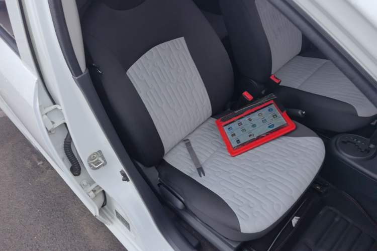 Used Suzuki Alto 2016 1.0L Automatic Deluxe Xuan Dong Edition Right Front Seat