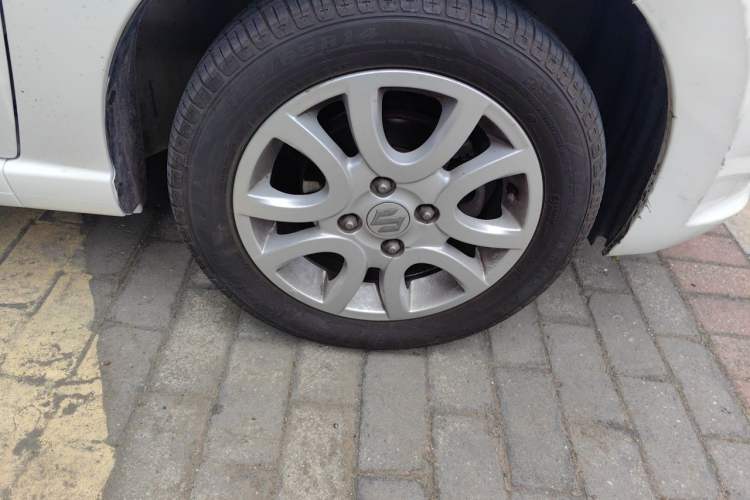 Used Suzuki Alto 2016 1.0L Automatic Deluxe Xuan Dong Edition Right Front Wheel Hub