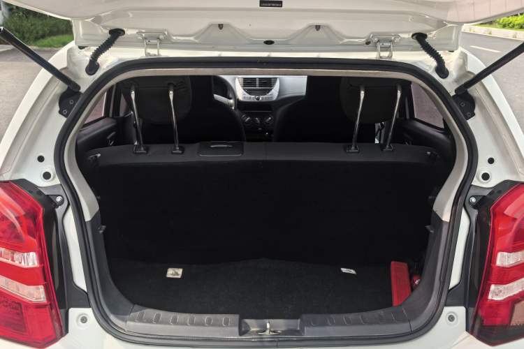 Used Suzuki Alto 2016 1.0L Automatic Deluxe Xuan Dong Edition Trunk