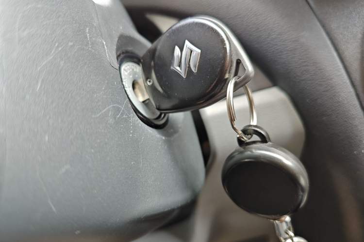 Used Suzuki Alto 2016 1.0L Automatic Deluxe Xuan Dong Edition Vehicle Key