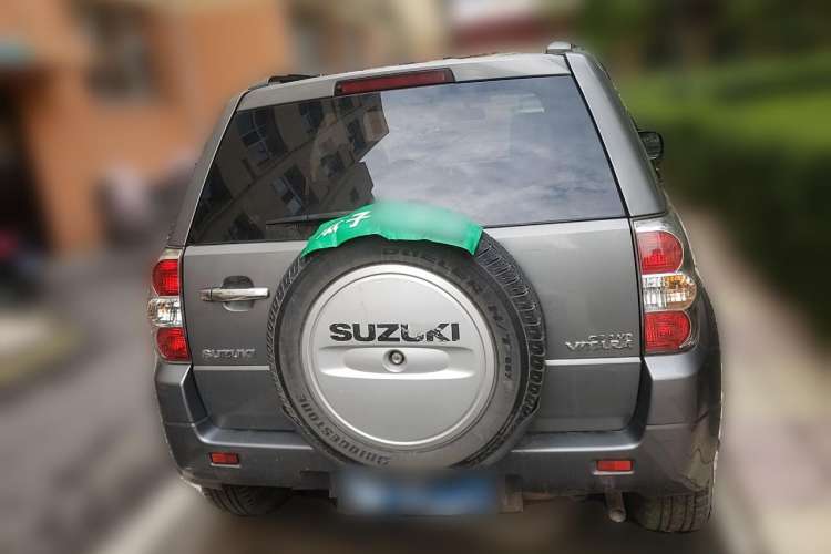 Used Suzuki Grand Vitara 2007 1.6 MT Standard Edition Rear