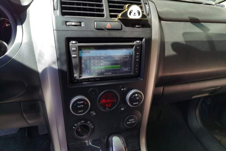 Used Suzuki Grand Vitara 2008 2.4 AT JX-EH 3-Door Version Audio And AC Panel