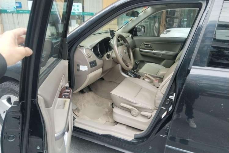Used Suzuki Grand Vitara 2008 2.4 AT JLX-EL 5-Door Version Driver Seat
