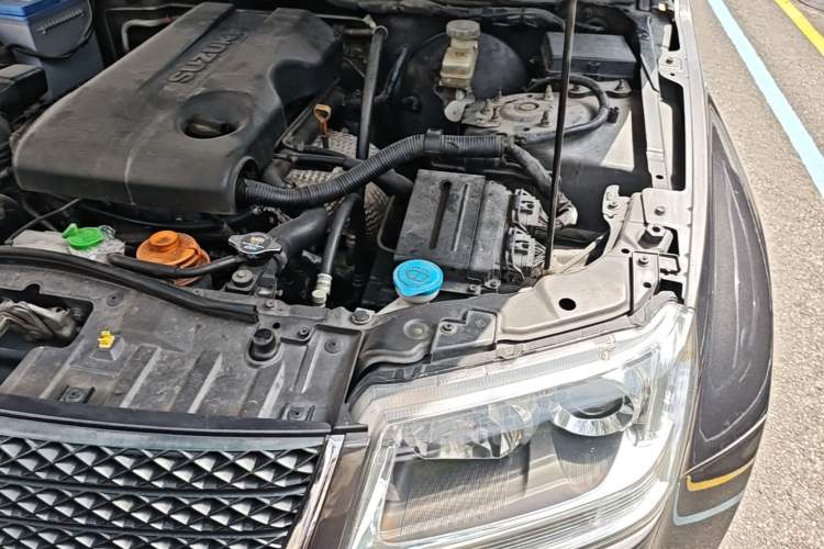 Used Suzuki Grand Vitara 2008 2.4 AT JLX-EL 5-Door Version Engine Bay Left