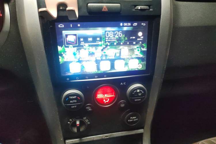 Used Suzuki Grand Vitara 2011 2.4 MT JLX-EL 5-Door Version Audio And AC Panel