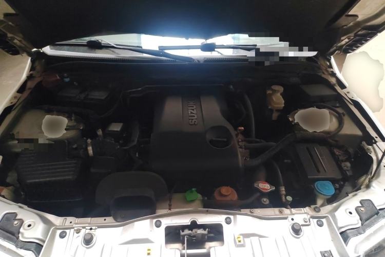Used Suzuki Grand Vitara 2011 2.4 MT JLX-EL 5-Door Version Engine Bay