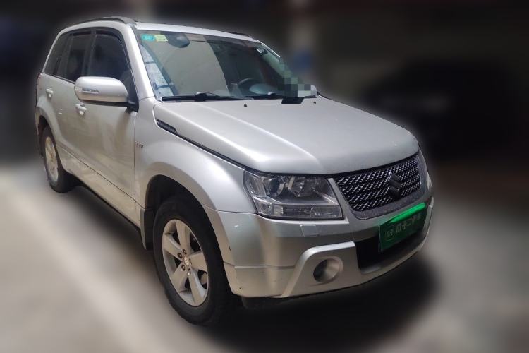 Used Suzuki Grand Vitara 2011 2.4 MT JLX-EL 5-Door Version Front Right 45 Deg