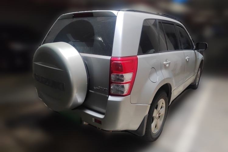 Used Suzuki Grand Vitara 2011 2.4 MT JLX-EL 5-Door Version Rear Right 45 Deg