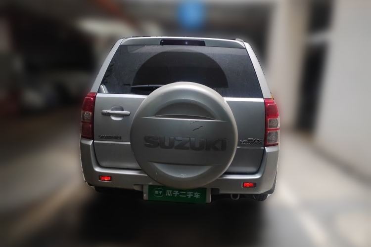 Used Suzuki Grand Vitara 2011 2.4 MT JLX-EL 5-Door Version Rear