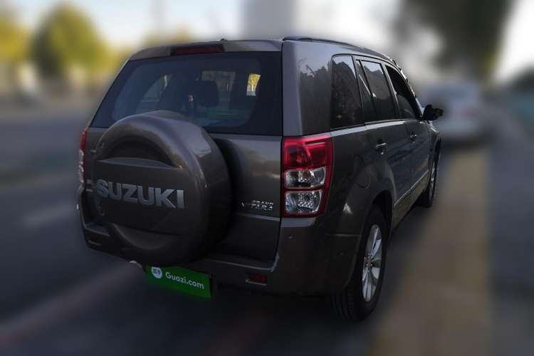 Used Suzuki Grand Vitara 2012 2.4L AT Luxury Navigation 5-Door Version Rear Right 45 Deg