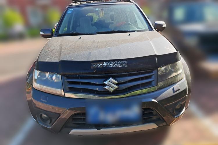 Used Suzuki Grand Vitara 2012 2.4L MT Luxury Navigation 5-Door Version Front