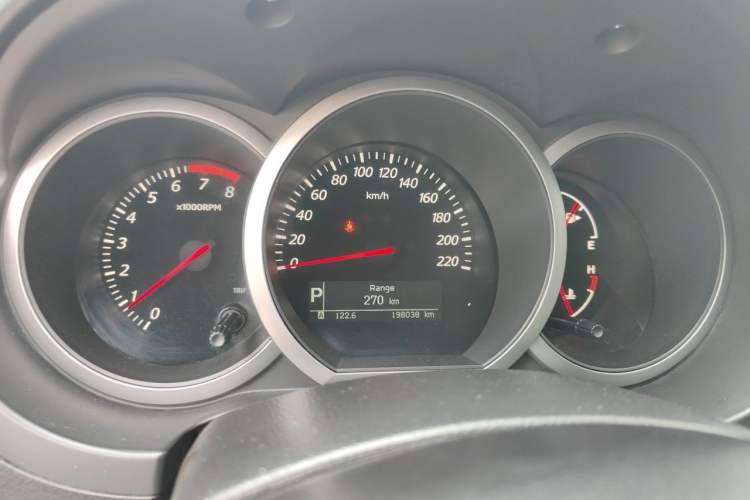 Used Suzuki Grand Vitara 2012 2.4L AT Luxury Navigation 5-Door Version Instrument Cluster