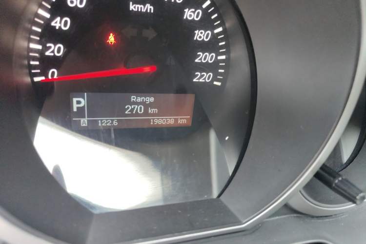 Used Suzuki Grand Vitara 2012 2.4L AT Luxury Navigation 5-Door Version Odometer Close Up