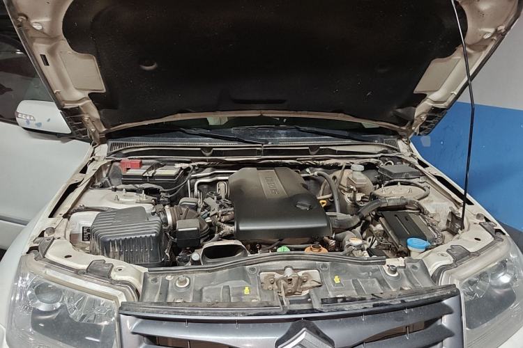 Used Suzuki Grand Vitara 2012 2.4L MT Luxury Navigation 5-Door Version Engine Bay