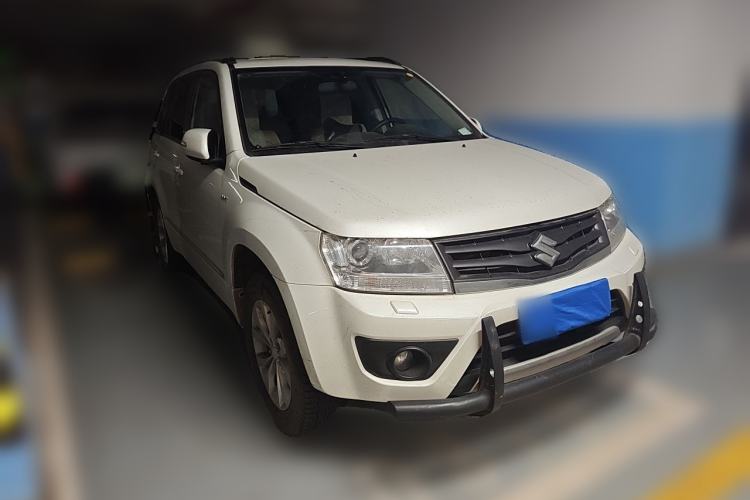 Used Suzuki Grand Vitara 2012 2.4L MT Luxury Navigation 5-Door Version Front Right 45 Deg