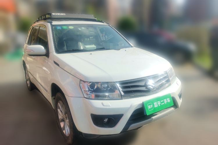 Used Suzuki Grand Vitara 2012 2.4L AT Luxury Navigation 5-Door Version Front Right 45 Deg