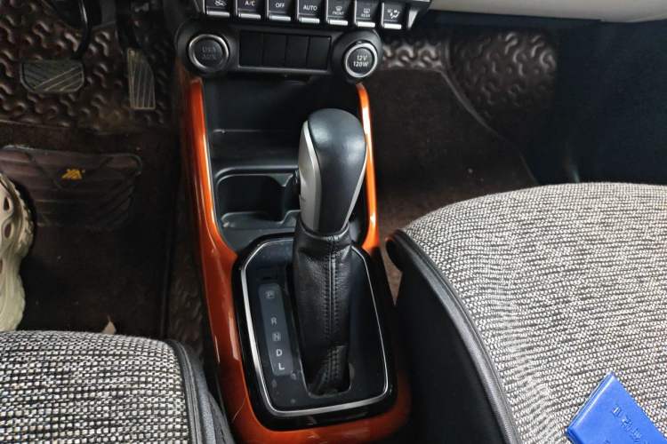 Used Suzuki Ignis 2017 1.2L CVT Luxury Edition Gear Lever