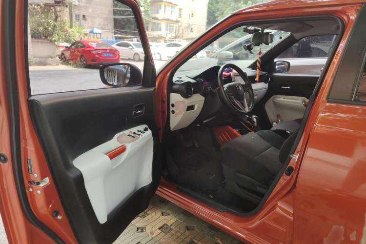 Used Suzuki Ignis 2017 1.2L CVT Luxury Edition Driver Seat