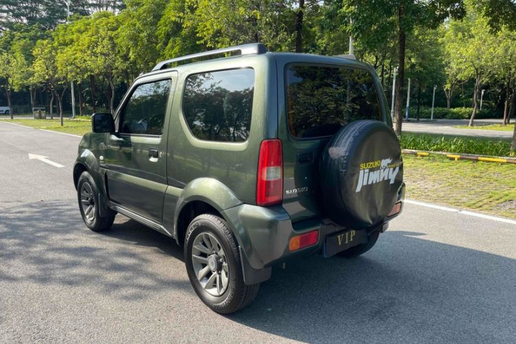 Used Suzuki Jimny 2015 1.3 AT JLX Exterior 4
