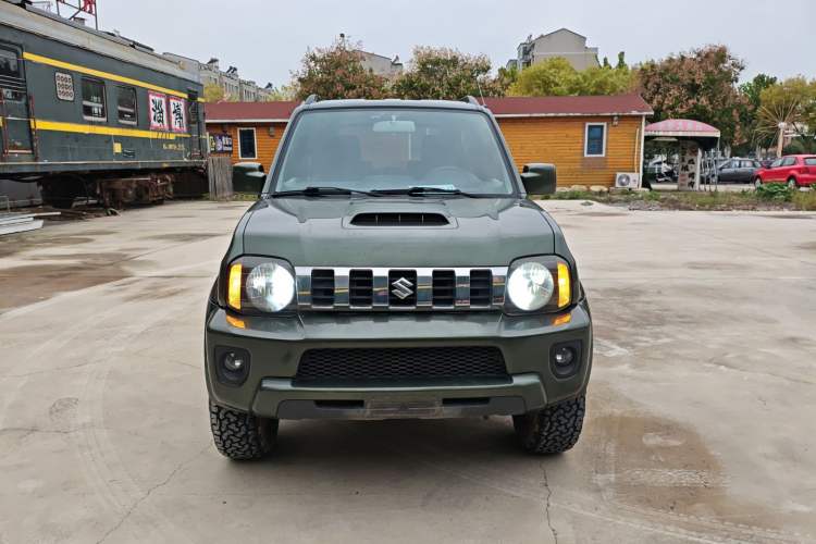 Used Suzuki Jimny 2015 1.3 AT JLX Front