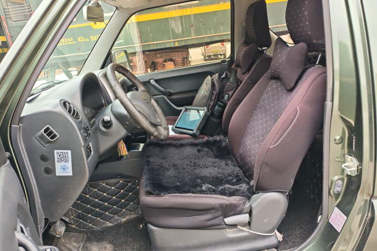 Used Suzuki Jimny 2015 1.3 AT JLX Left Front Seat