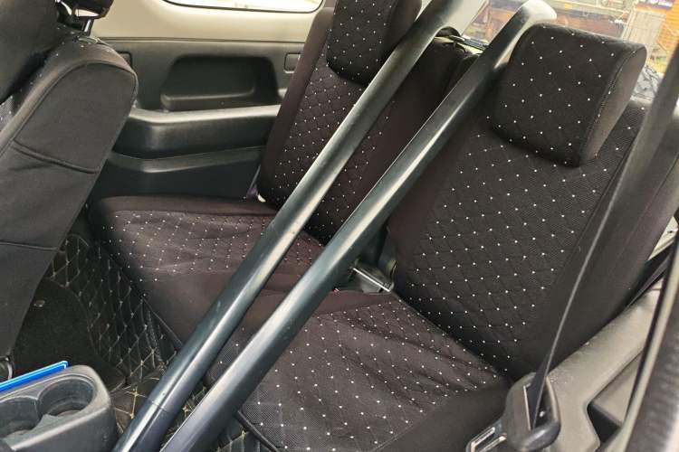 Used Suzuki Jimny 2015 1.3 AT JLX Left Rear Seat