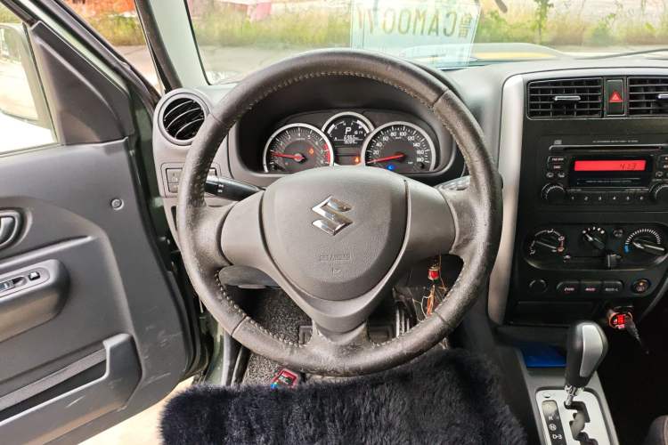 Used Suzuki Jimny 2015 1.3 AT JLX Steering Wheel