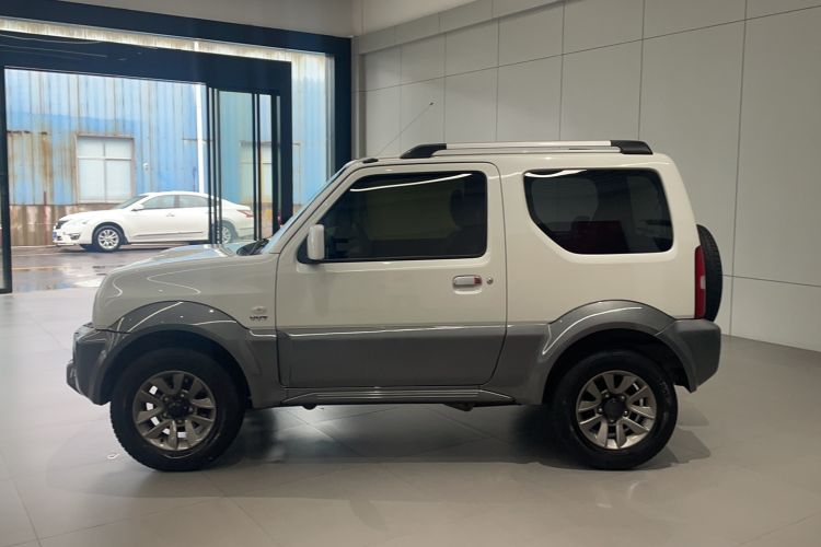Used Suzuki Jimny 2015 1.3 AT Mode3 Navigation Edition Exterior 5