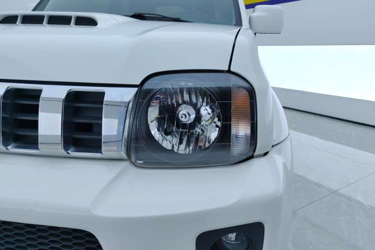 Used Suzuki Jimny 2015 1.3L AT JLX Navigation Edition Left Front Headlight