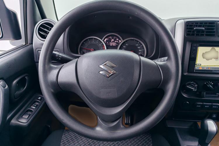 Used Suzuki Jimny 2015 1.3L AT JLX Navigation Edition Steering Wheel