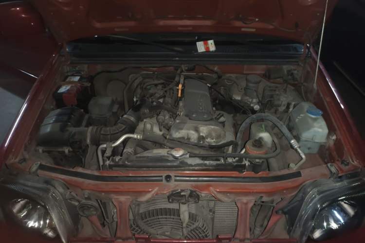 Used Suzuki Jimny 2007 1.3 AT Engine Bay