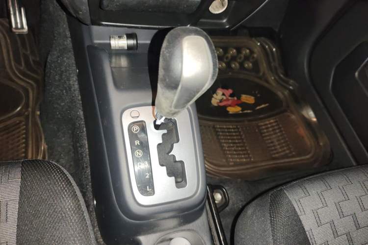 Used Suzuki Jimny 2007 1.3 AT Gear Lever