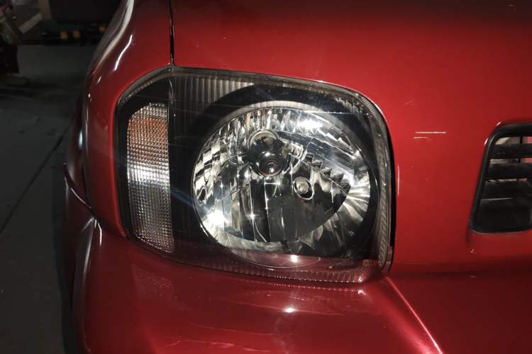 Used Suzuki Jimny 2007 1.3 AT Right Front Headlight