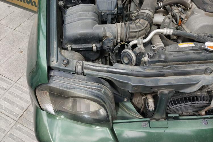 Used Suzuki Jimny 2009 1.3 AT Fashion Edition Engine Bay Right