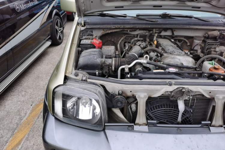 Used Suzuki Jimny 2009 1.3 AT Fashion Edition Engine Bay Right