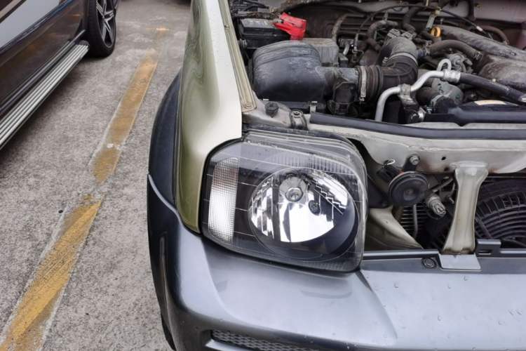Used Suzuki Jimny 2009 1.3 AT Fashion Edition Right Front Headlight