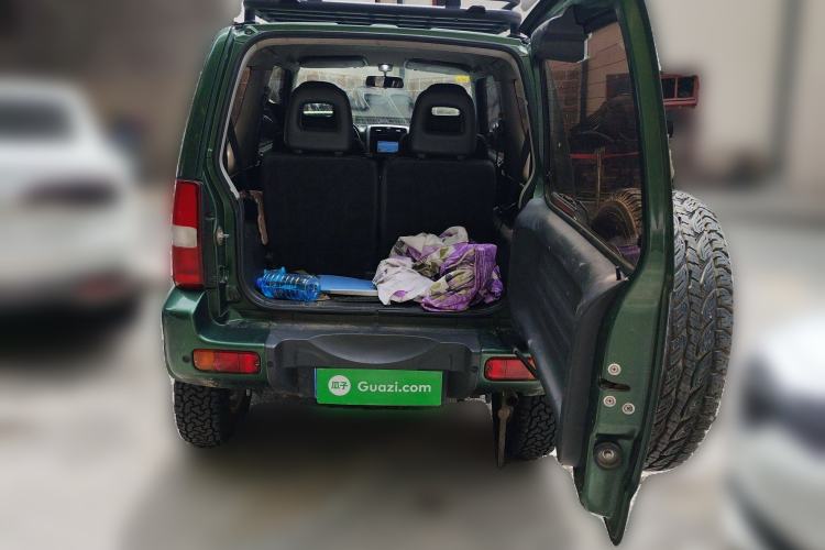 Used Suzuki Jimny 2009 1.3 AT Fashion Edition Trunk