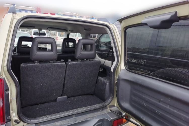 Used Suzuki Jimny 2009 1.3 AT Fashion Edition Trunk