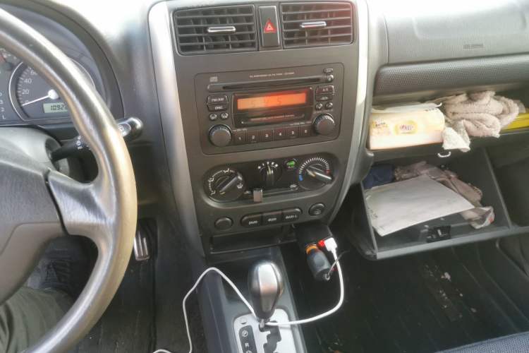 Used Suzuki Jimny 2009 1.3 AT Fashion Edition Audio And AC Panel