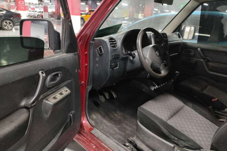 Used Suzuki Jimny 2009 1.3 MT Fashion Edition Driver Seat