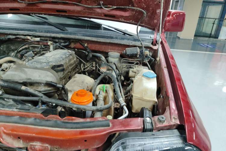 Used Suzuki Jimny 2009 1.3 MT Fashion Edition Engine Bay Left