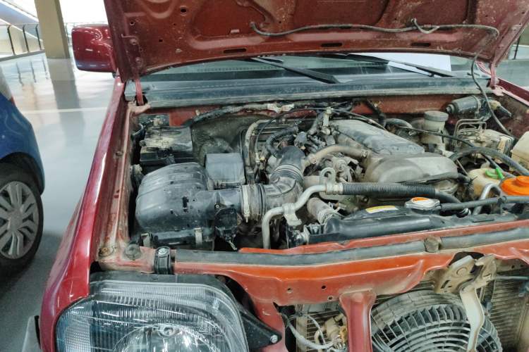Used Suzuki Jimny 2009 1.3 MT Fashion Edition Engine Bay Right
