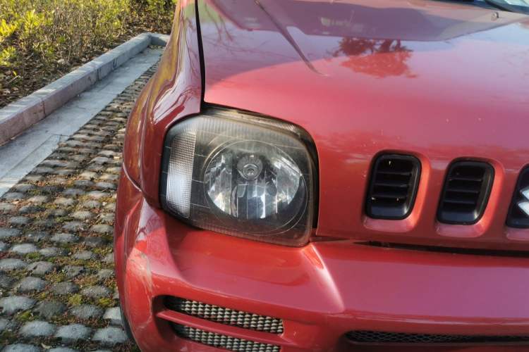 Used Suzuki Jimny 2009 1.3 AT Fashion Edition Right Front Headlight