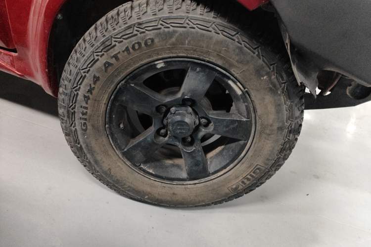 Used Suzuki Jimny 2009 1.3 MT Fashion Edition Right Front Wheel Hub