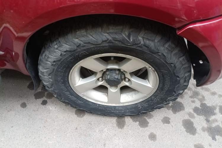 Used Suzuki Jimny 2009 1.3 MT Fashion Edition Right Front Wheel Hub