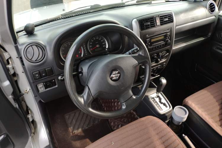 Used Suzuki Jimny 2009 1.3 AT Fashion Edition Steering Wheel